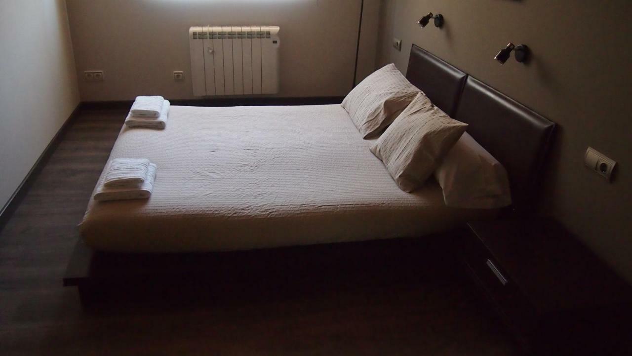 Mas Pinoses Konuk evi Les Llosses Oda fotoğraf